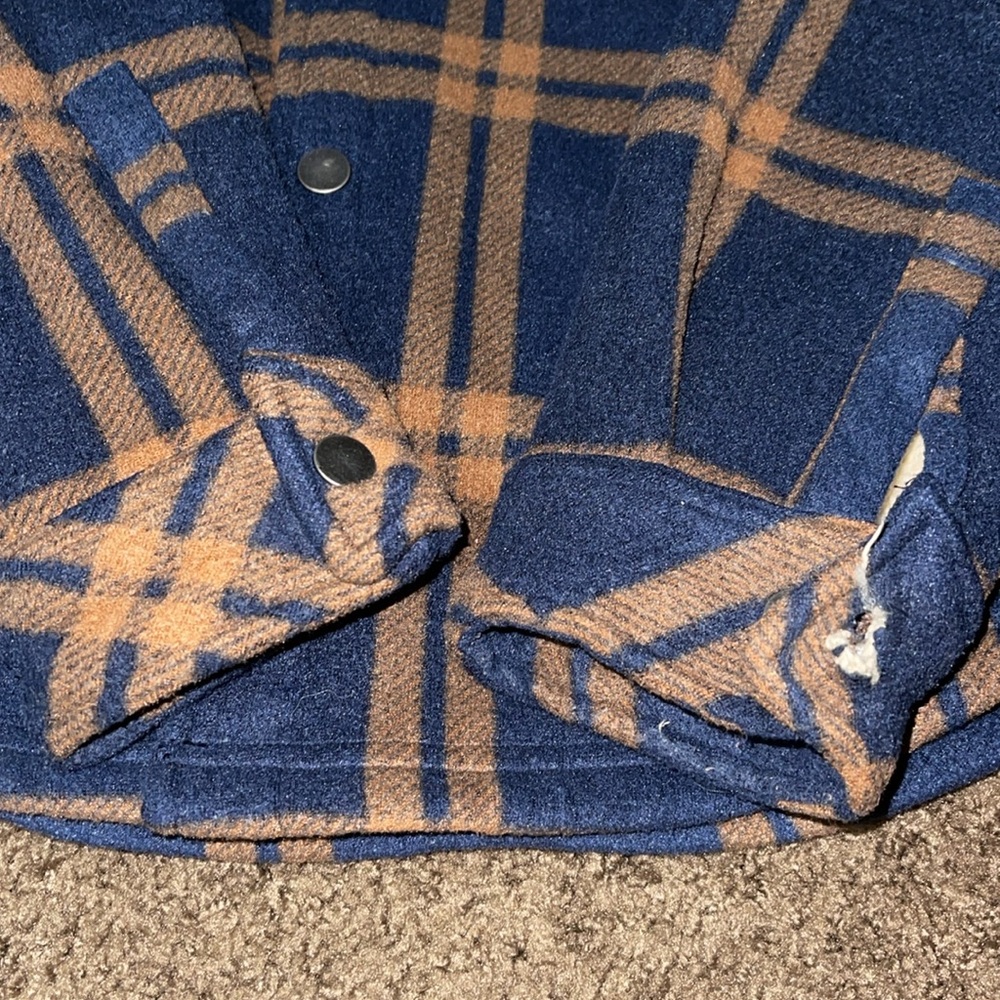 Flannel - Picture 4 of 7